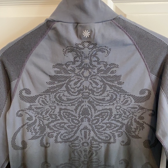 Athleta Gray Performance Ski 1/4 Zip - L - Picture 3 of 5